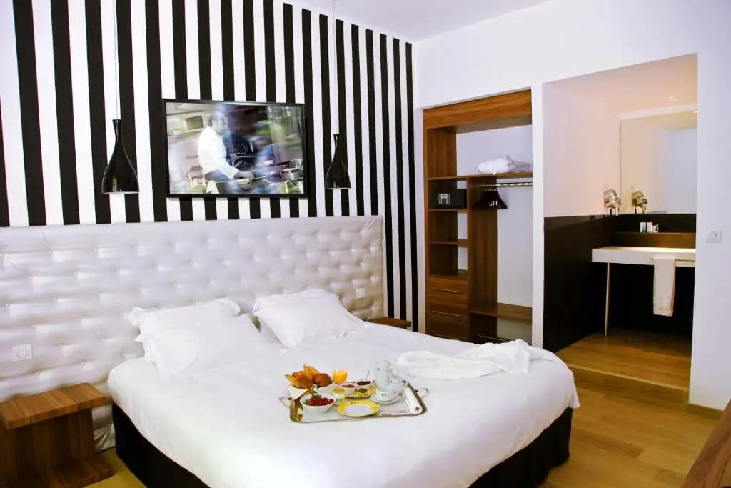 Le Pré du Moulin - Maison Alonso - Hôtel Restaurant - Photo 1