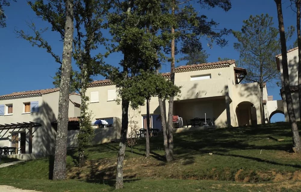 Résidence Club Odalys Le domaine des Hauts de Salavas - Photo 1