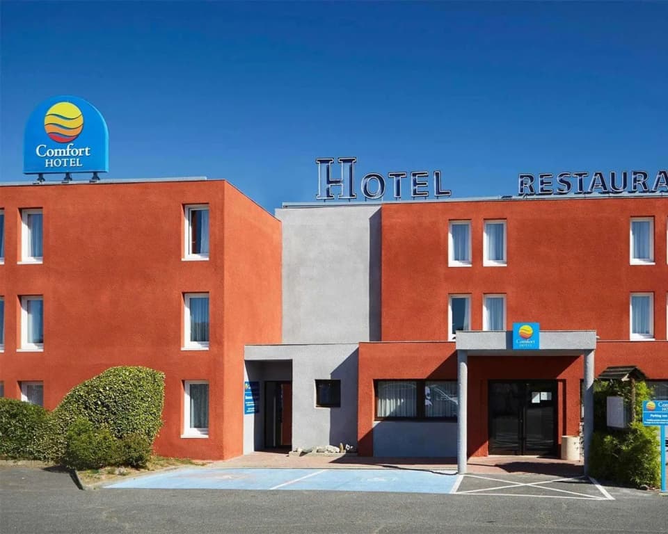 B&B Hôtel Albi - Photo 1