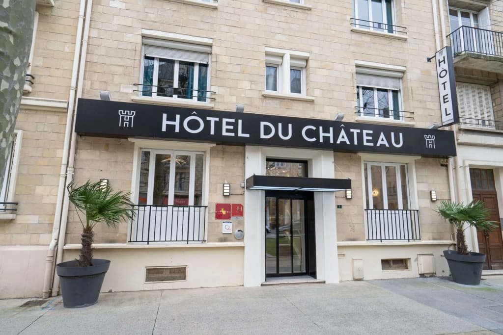 Hotel du Chateau - Photo 1