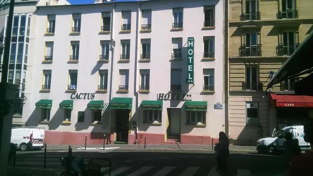 Hôtel Cactus - Photo 1