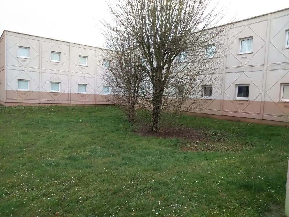 Hotelf1 Saint Dizier - Photo 1