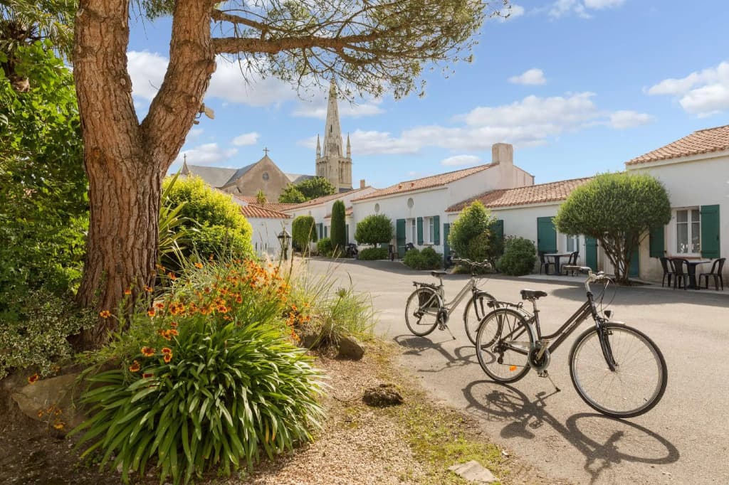 Domaine Le Martinet, The Originals Relais - Photo 1