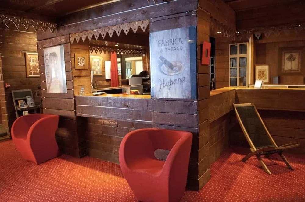 Hôtel La Mandia - Photo 1