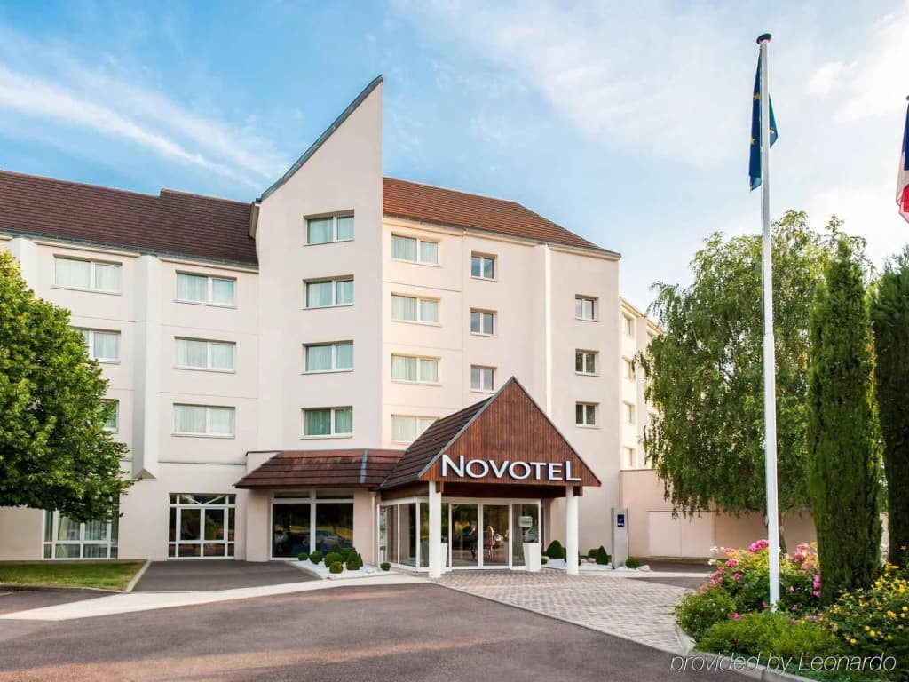 Novotel Beaune - Photo 1