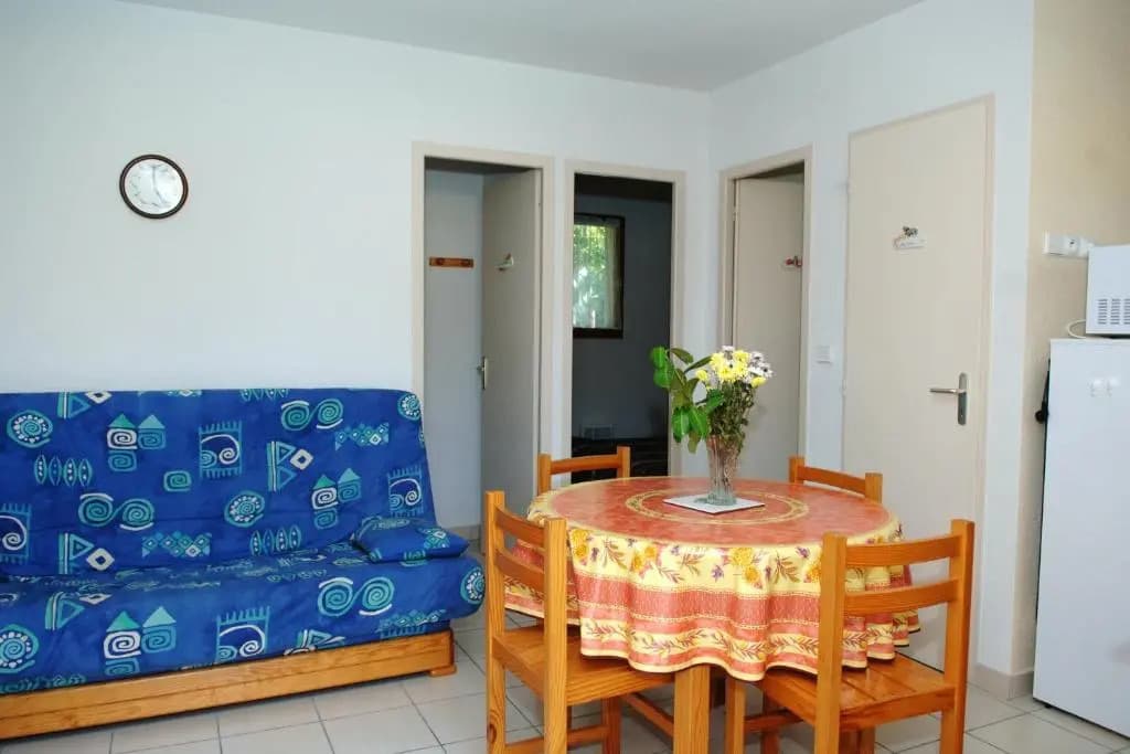 Maison de 2 chambres avec piscine partagee terrasse amenagee et wifi a Estang - Photo 1