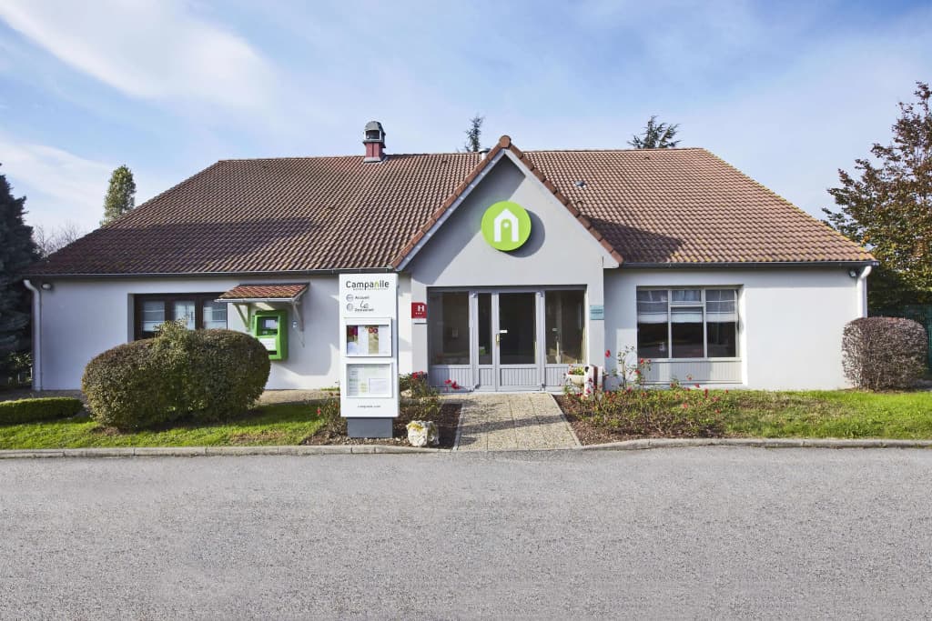 Campanile Chanas - Photo 1