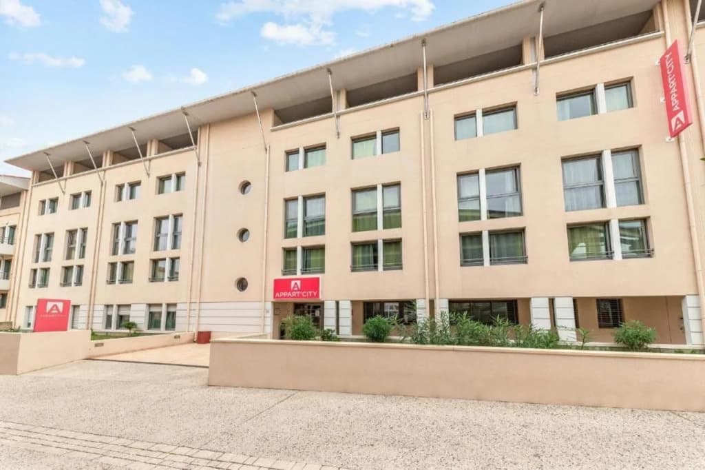 Appart'City Confort La Ciotat Cote Port - Photo 1