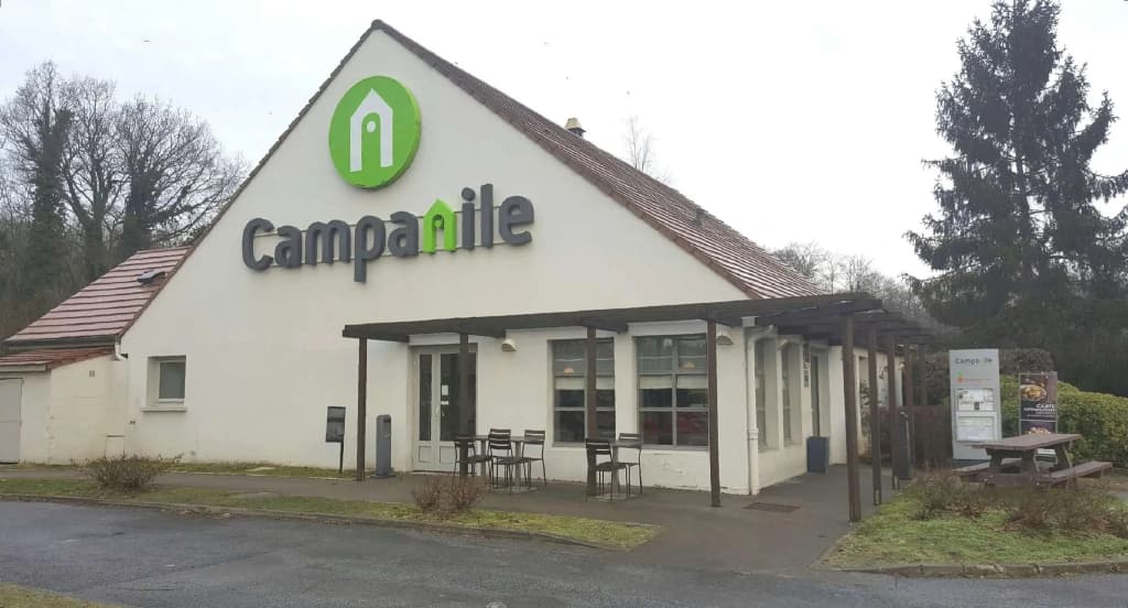 Campanile Chantilly - Photo 1
