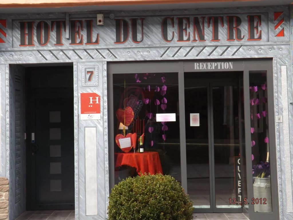 Hôtel du Centre - Photo 1