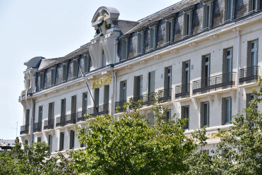 Le Grand Hotel Tours - Photo 1