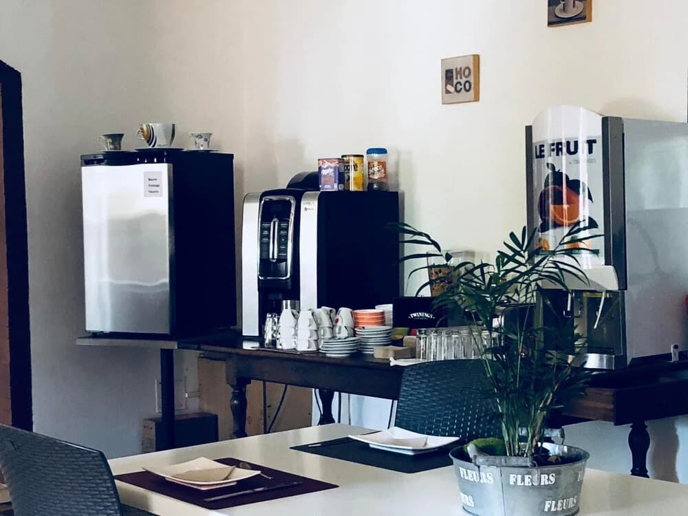 Le Clos Des Acacias - Photo 1