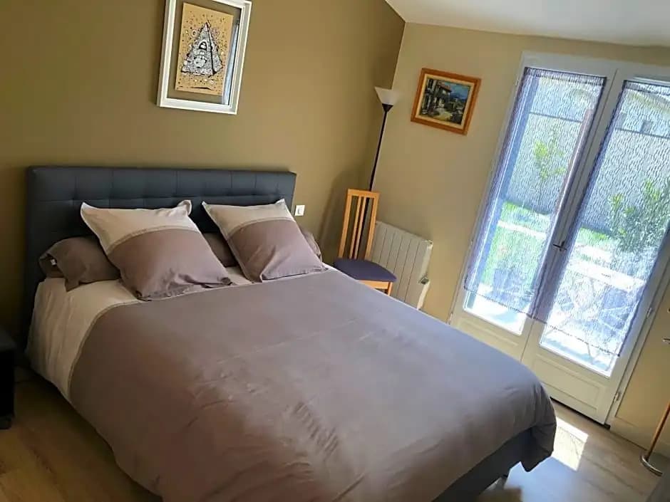 La Pepiniere - Photo 1