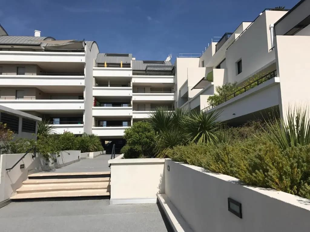 Ô de Mer at My Luxury Home in Provence - Photo 1