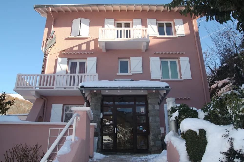 Hôtel Le Grillon - Photo 1