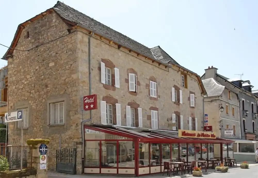Hotel Le Portalou - Photo 1