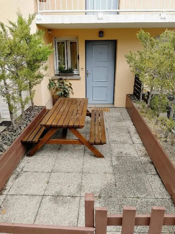 Julie's Home - Photo 1