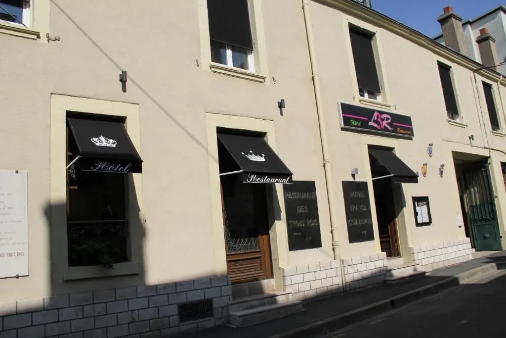 Logis Hotel Les 3 Rois - Photo 1
