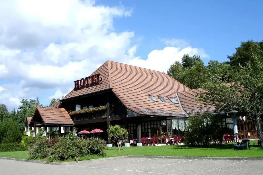 Relais des Châteaux Forts - Photo 1