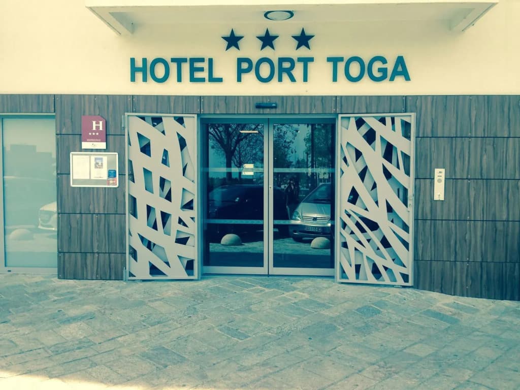 Hôtel Port Toga - Photo 1