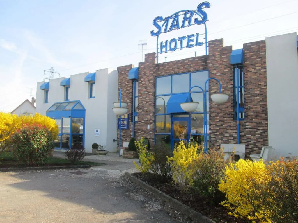 Hotel Stars Dijon Sud - Photo 1