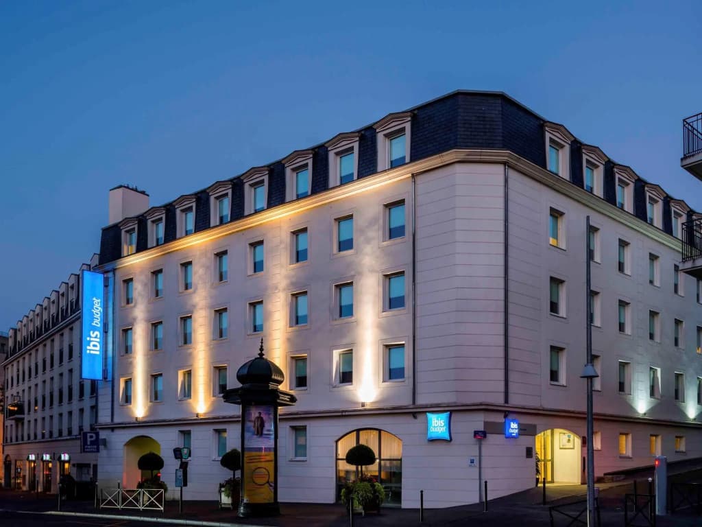 ibis budget Meudon Paris Ouest - Photo 1