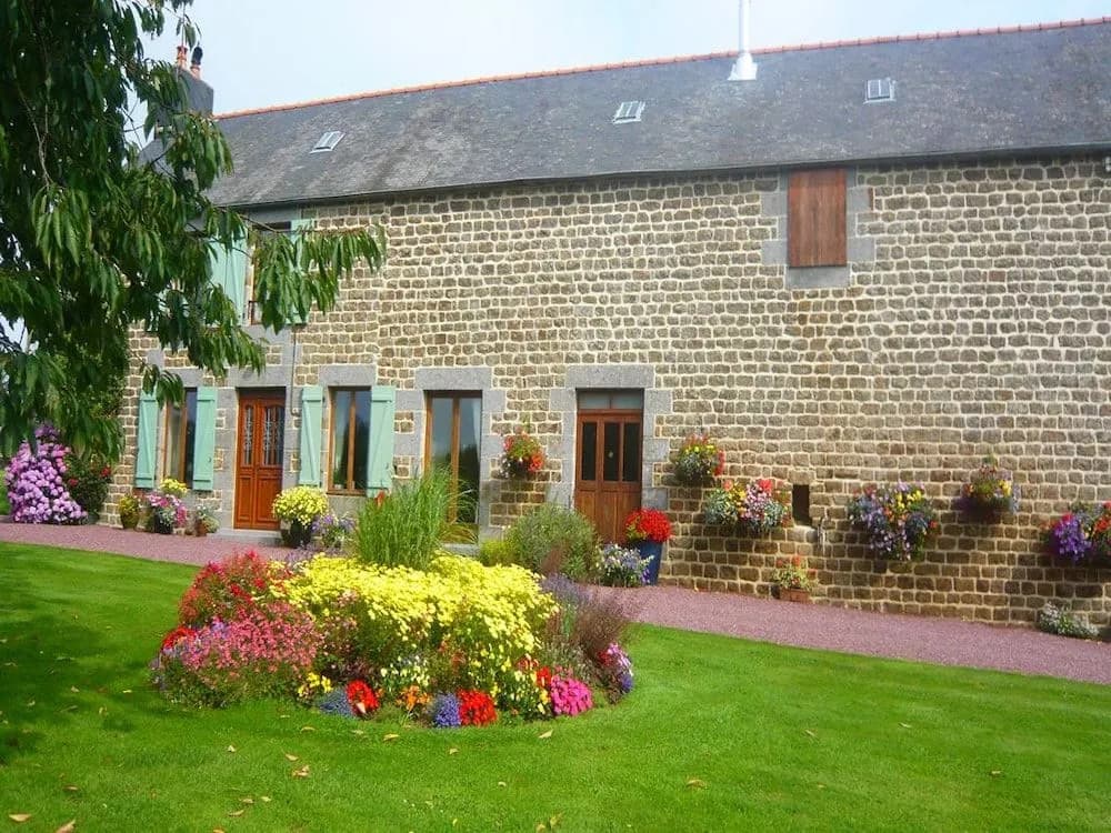 Le Rocher - Photo 1
