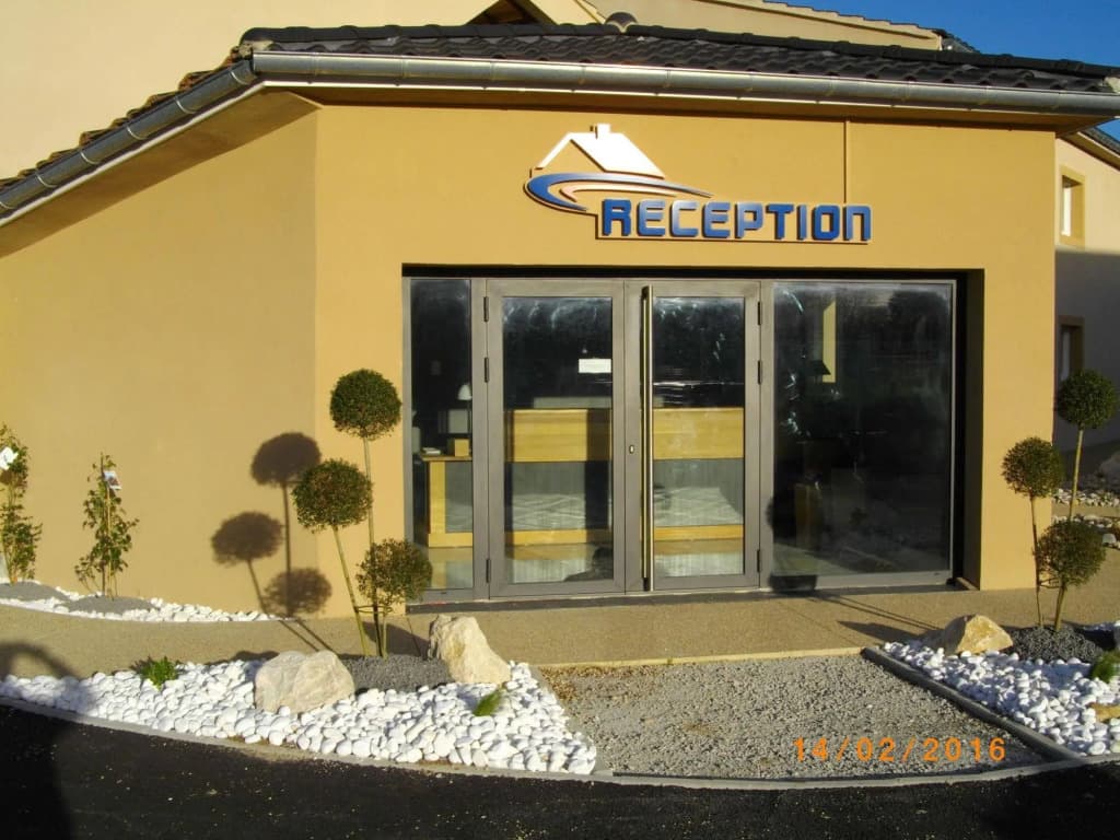 Residella House - Photo 1