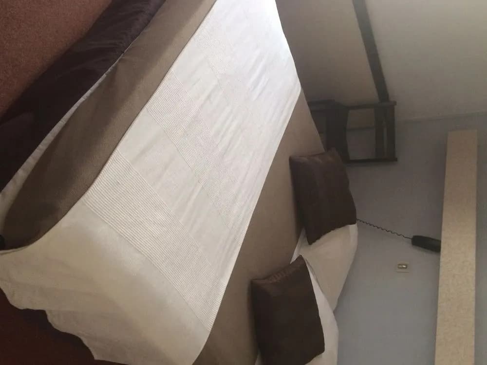 Hôtel du Centre - Photo 1