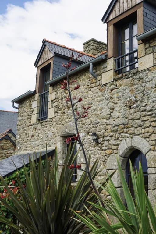 Manoir Des Douets Fleuris - Photo 1