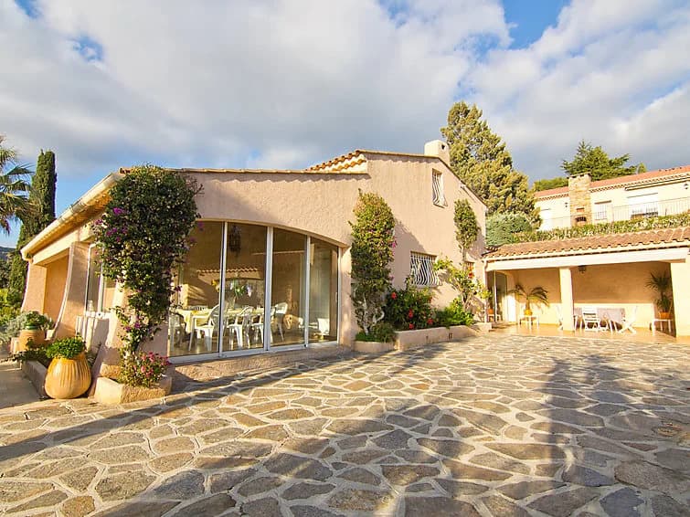 Villa Mimosas - Photo 1