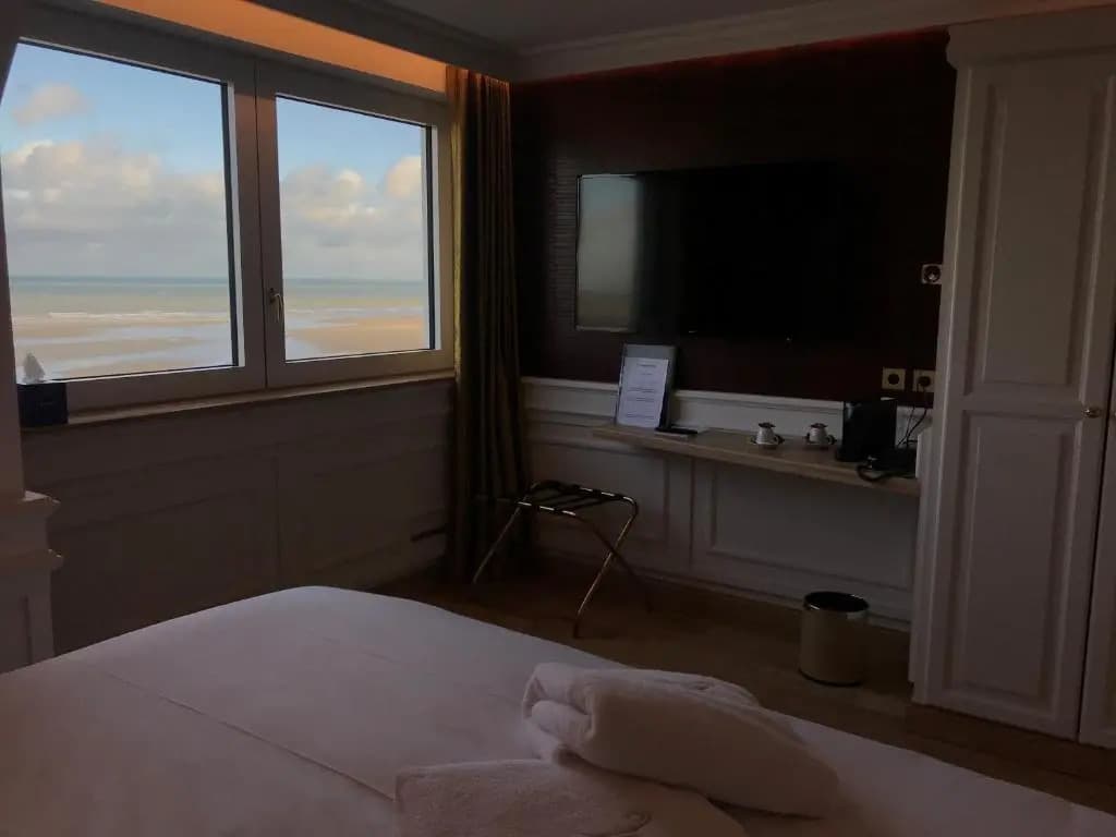 Hotel Merveilleux Côté Mer - Photo 1