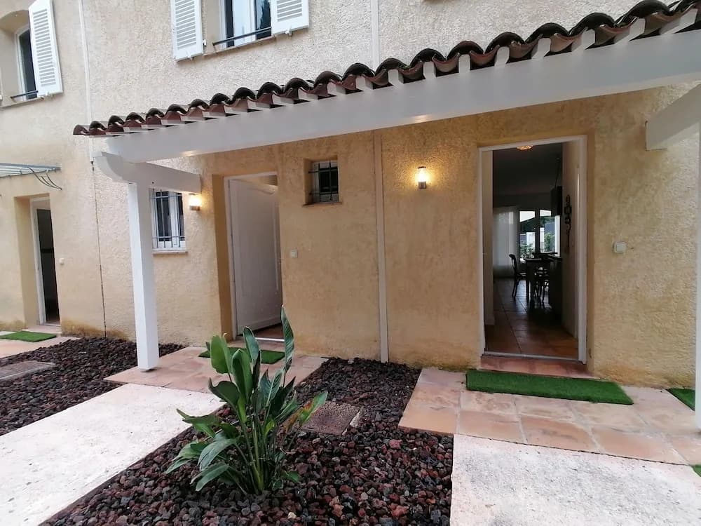 Le Clos de Saint Aygulf - Photo 1