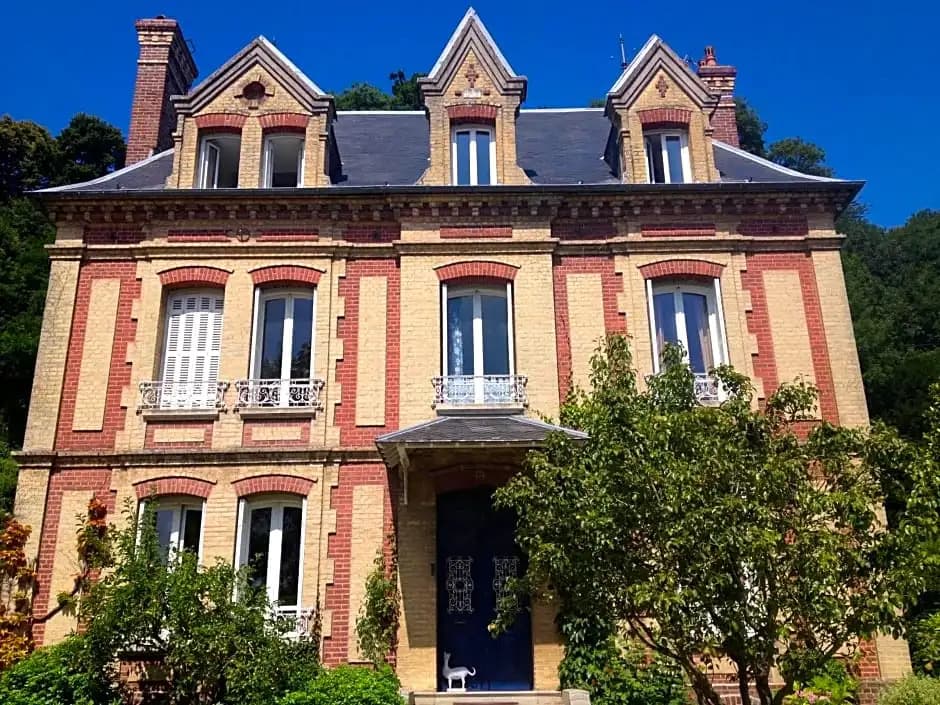 La Liniere - Photo 1