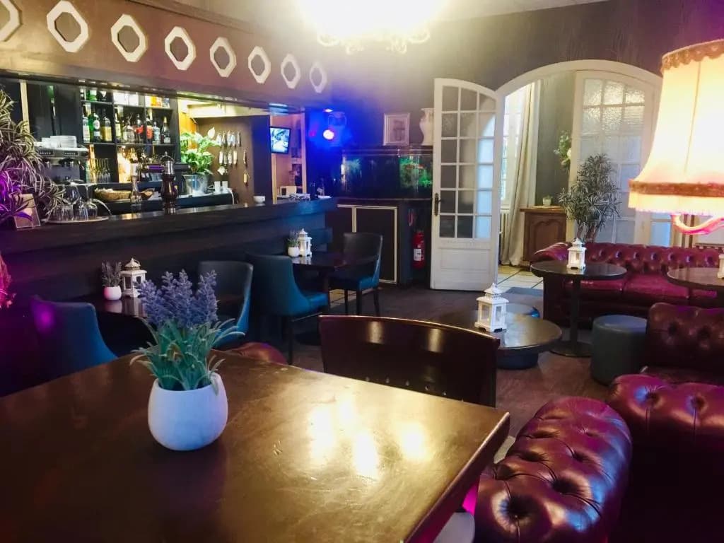 Le Cheval Blanc - Photo 1