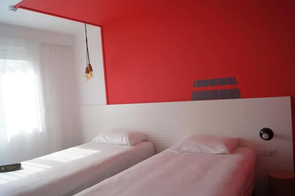 ibis Styles Auxerre Nord - Photo 1