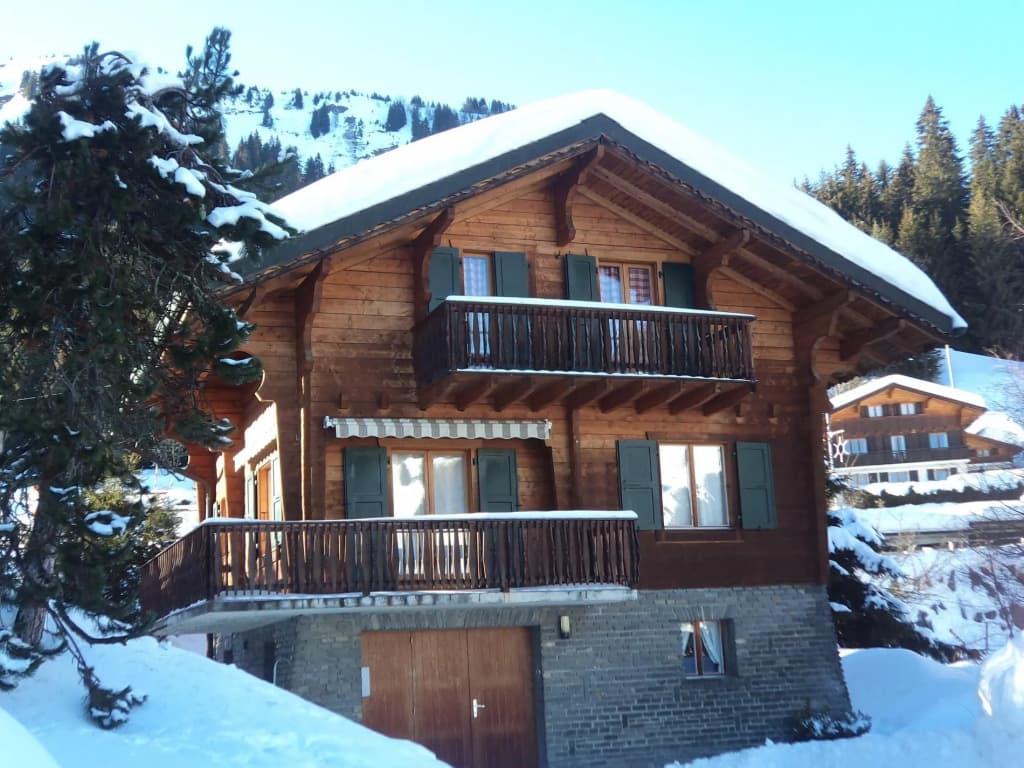 Chalet Music Box - 4 Bedroom Villa - Photo 1