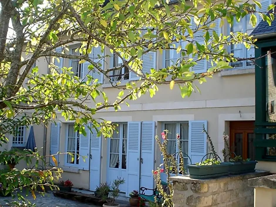 Chambres d'hôtes sur la Courtine de Coucy - Photo 1