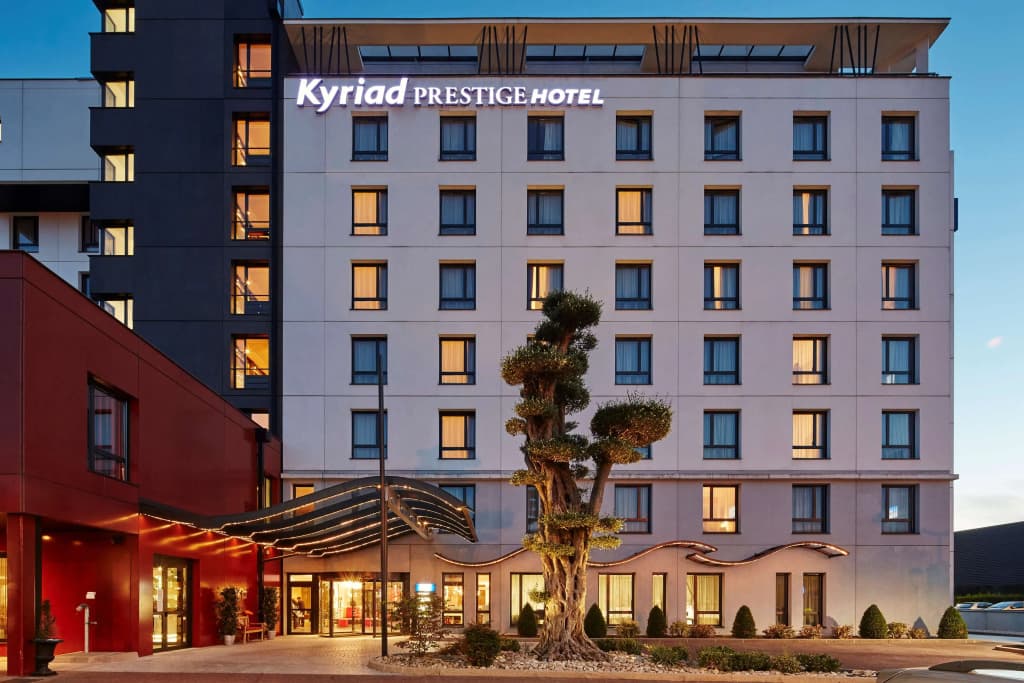 Kyriad Prestige Lyon Est - Saint Priest Eurexpo Hotel and Spa - Photo 1