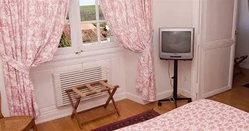 Logis Hôtel de Bastard - Photo 1