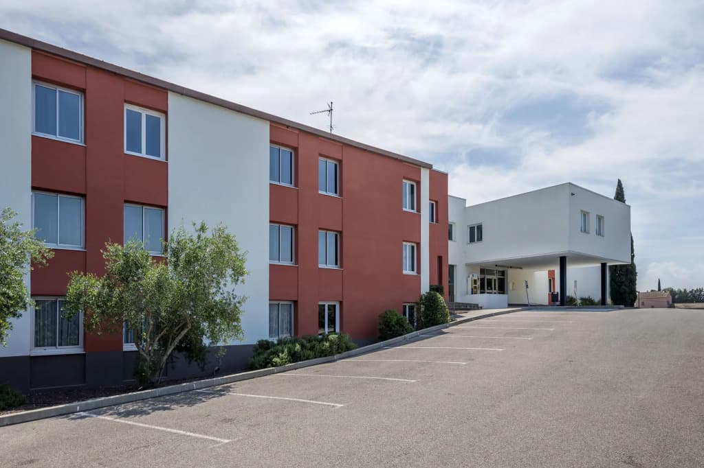 B&B HOTEL Orange - Photo 1