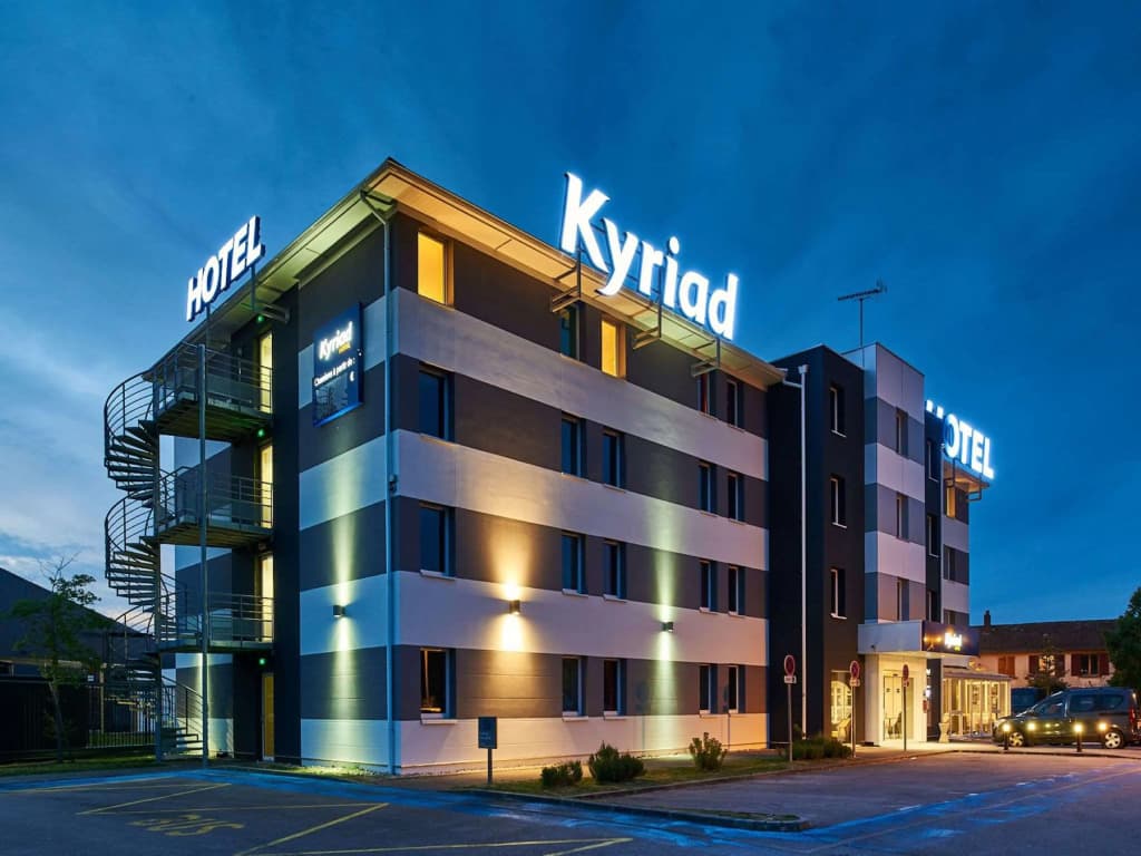 Kyriad Rouen Sud - Val De Reuil - Photo 1