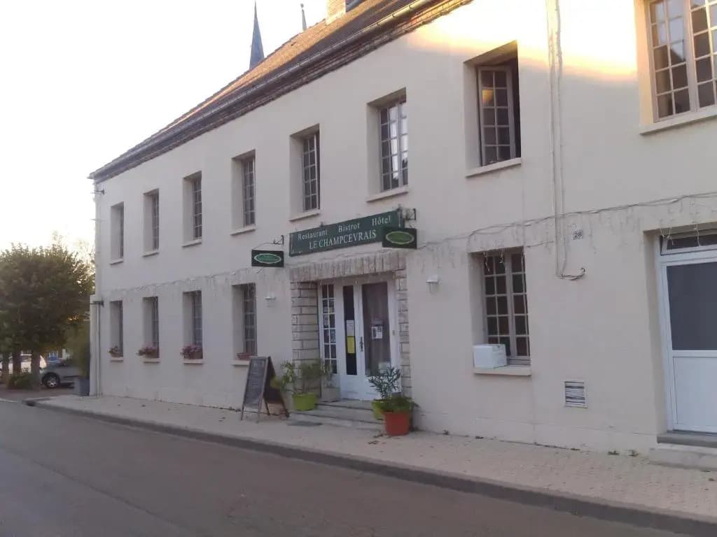 Le Champcevrais - Photo 1