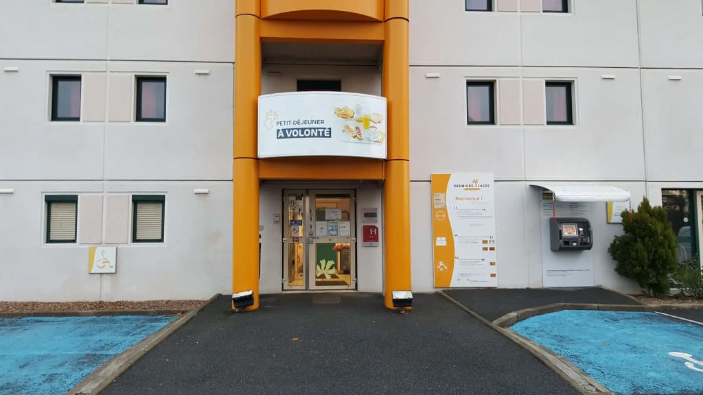 Premiere Classe Orléans Ouest - La Chapelle Saint Mesmin - Photo 1