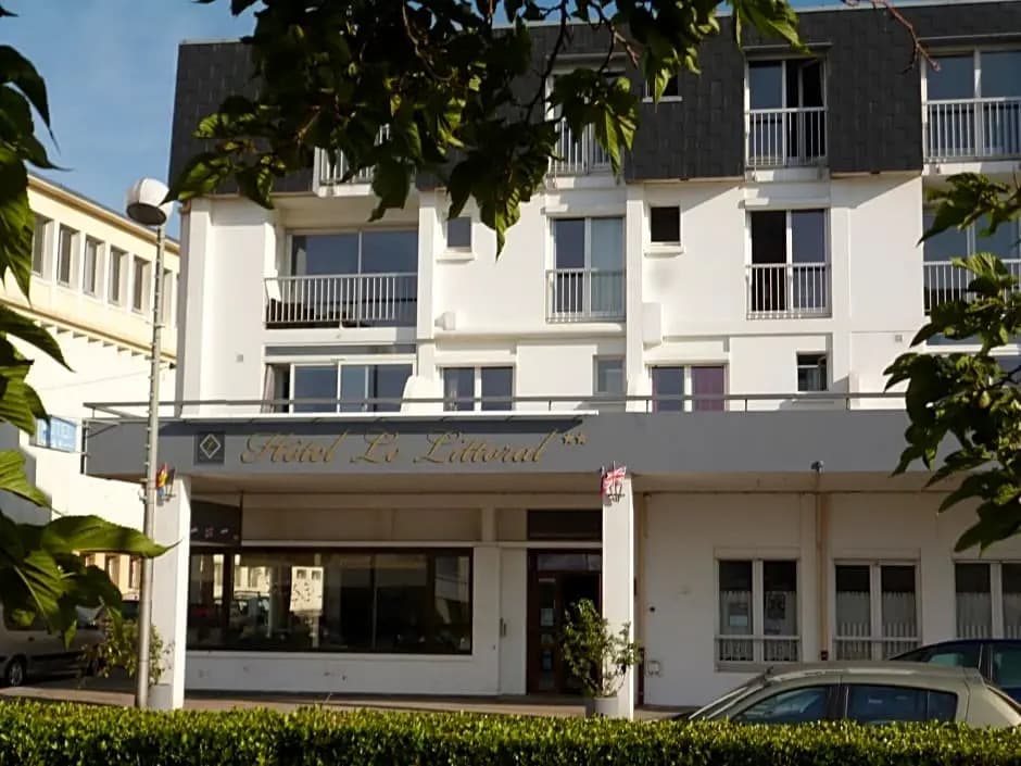 Hôtel Le Littoral - Photo 1