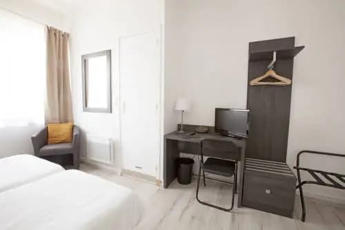 Hotel La Chipaudière - Photo 1