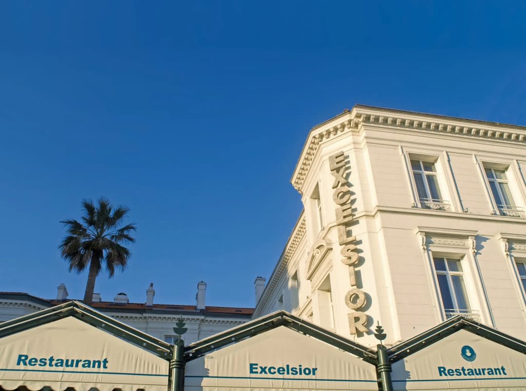 Excelsior - Photo 1