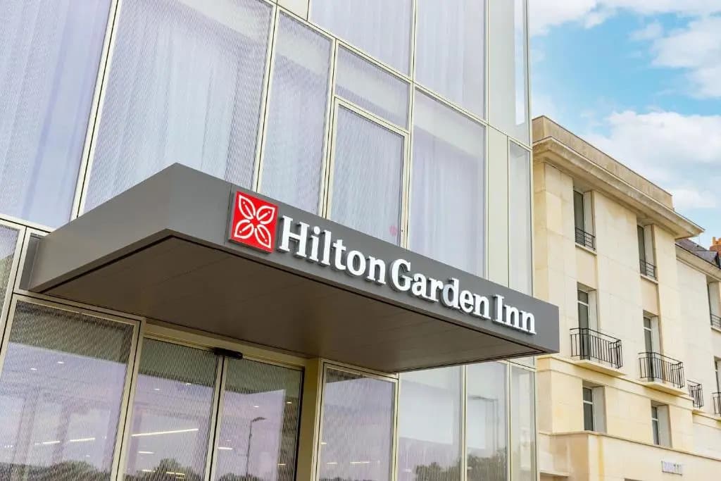 Hilton Garden Inn Tours Centre - Photo 1