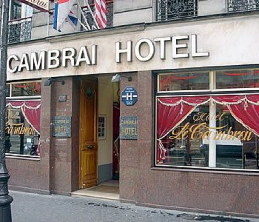 Hotel Cambrai - Photo 1