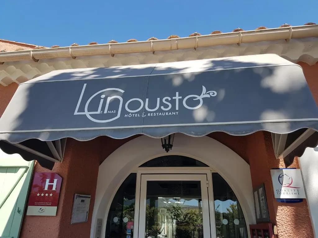 Hotel Restaurant Le Lingousto - Photo 1
